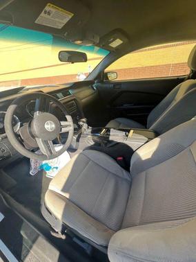 2012 Ford Mustang V6