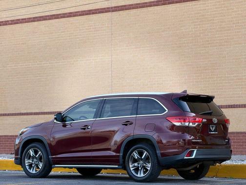 2017 Toyota Highlander Limited Platinum