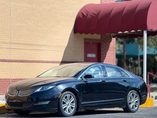 2015 Lincoln MKZ Base