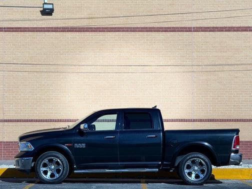 2017 RAM 1500 Laramie