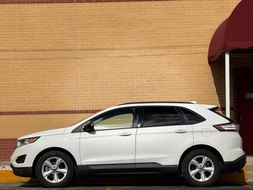 2015 Ford Edge SE