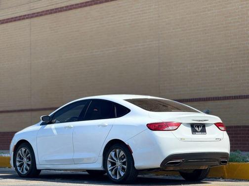 2015 Chrysler 200 S
