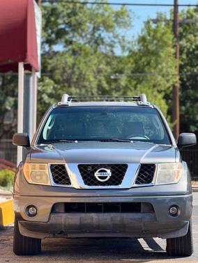 2005 Nissan Frontier LE Crew Cab
