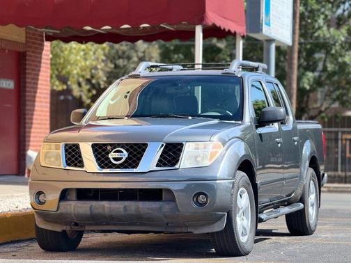 2005 Nissan Frontier LE Crew Cab