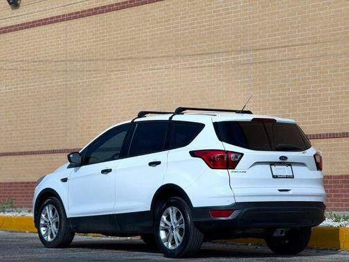 2019 Ford Escape S