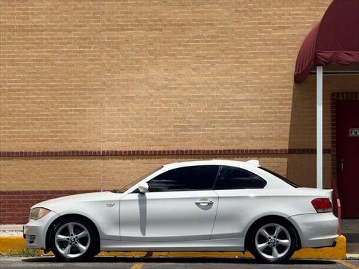 2009 BMW 128 128i Coupe 2D