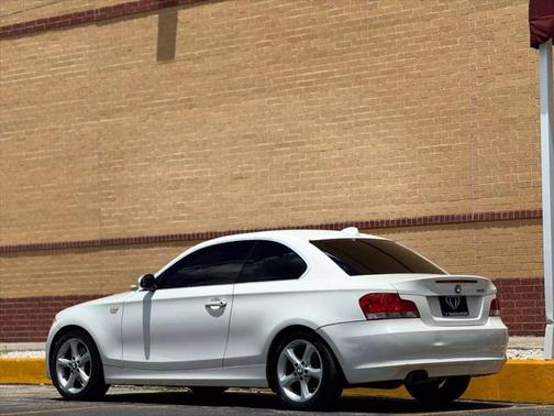 2009 BMW 128 128i Coupe 2D
