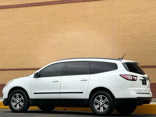 2016 Chevrolet Traverse LS