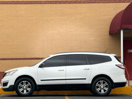 2016 Chevrolet Traverse LS