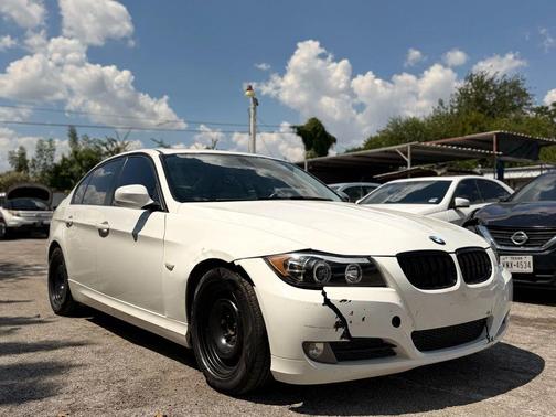 2011 BMW 328 328i Sedan 4D