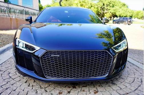 2017 Audi R8 5.2 V10 plus