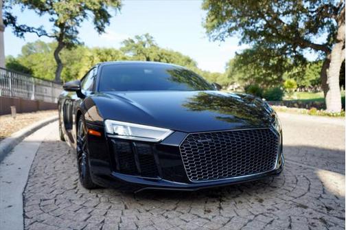2017 Audi R8 5.2 V10 plus