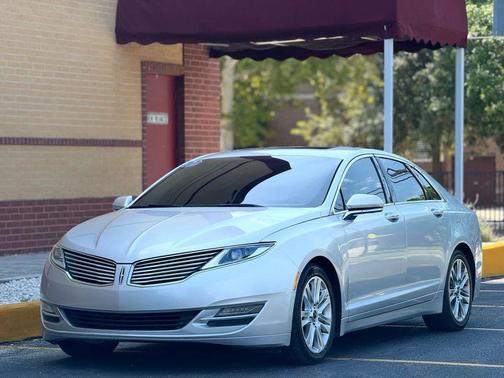 2014 Lincoln MKZ Base