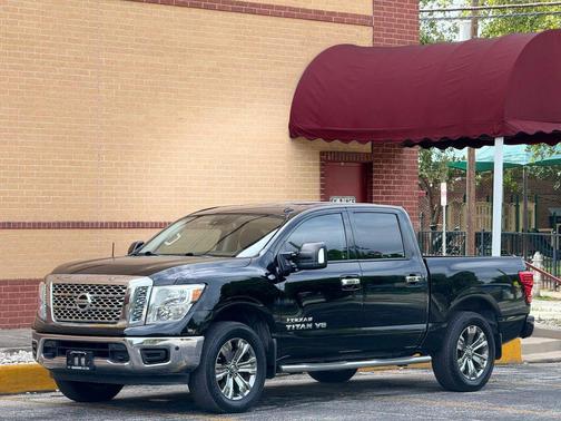 Magnetic Black 2018 Nissan Titan SV
