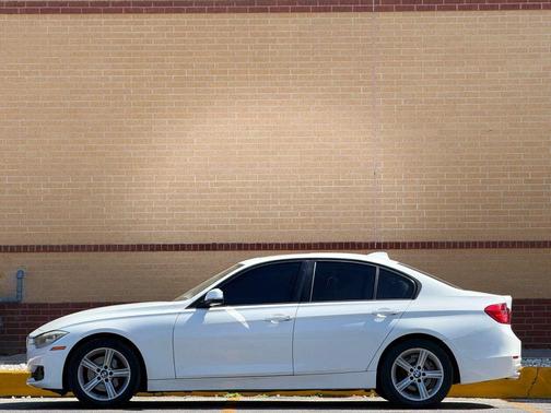 2015 BMW 328 328i Sedan 4D