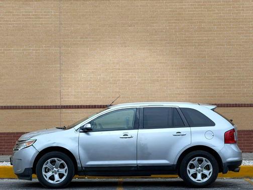 Ingot Silver Metallic 2013 Ford Edge SEL