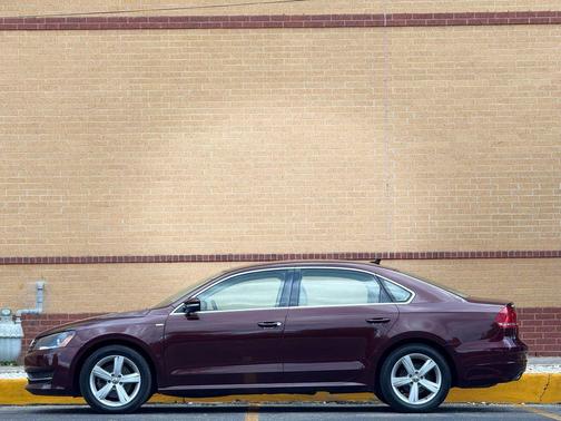 2014 Volkswagen Passat 1.8T S