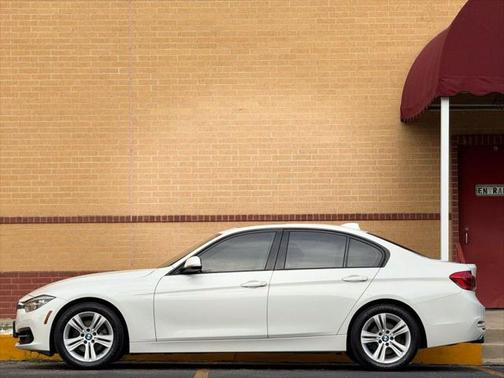 2016 BMW 328 328i Sedan 4D