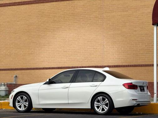 2016 BMW 328 328i Sedan 4D