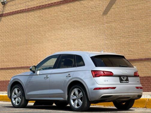 2018 Audi Q5 2.0T Tech Premium