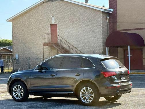 Black 2016 Audi Q5 2.0T Premium Plus