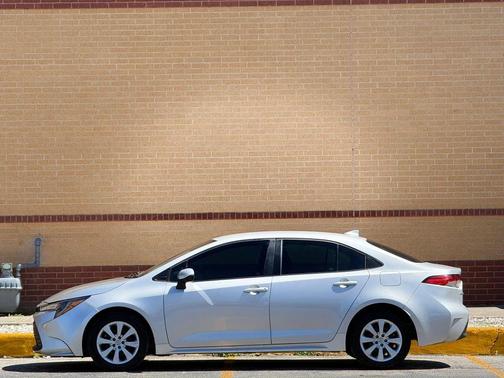 Classic Silver Metallic 2023 Toyota Corolla LE