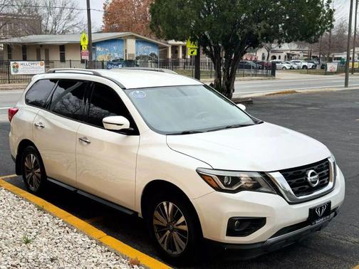2018 Nissan Pathfinder S