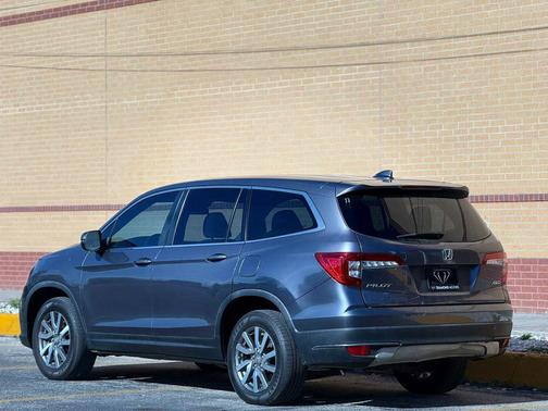 Modern Steel Metallic 2021 Honda Pilot AWD EX