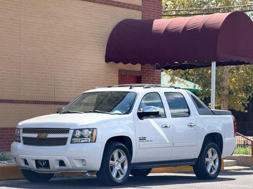 2012 Chevrolet Avalanche 1500 LS