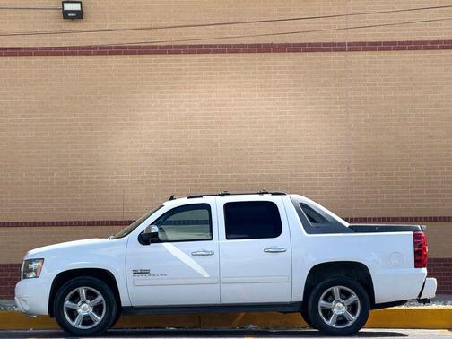 2012 Chevrolet Avalanche 1500 LS