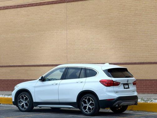 White 2018 BMW X1 xDrive28i