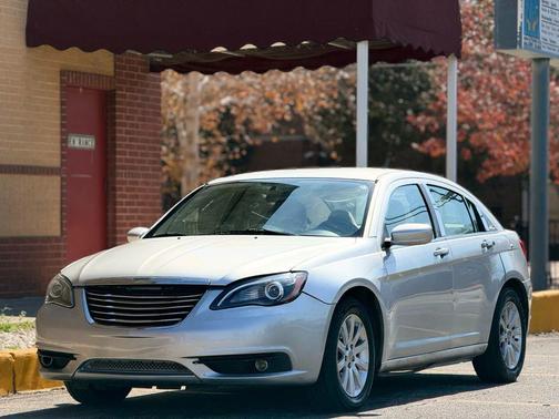2012 Chrysler 200 Touring