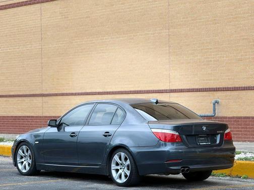 Gray 2009 BMW 535 535i Sedan 4D