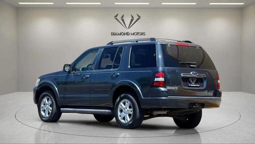 2010 Ford Explorer XLT