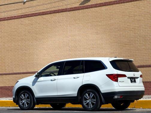 2016 Honda Pilot EX