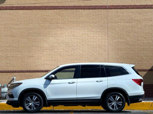 2016 Honda Pilot EX