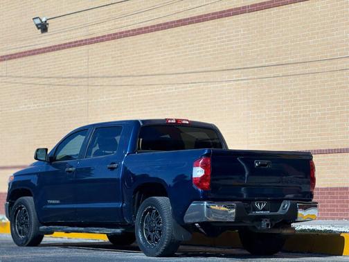 2015 Toyota Tundra SR5