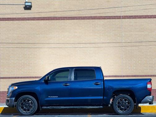 2015 Toyota Tundra SR5