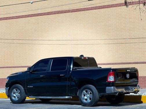 Diamond Black Crystal Pearlcoat 2019 RAM 1500 Big Horn