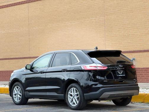 2021 Ford Edge SEL