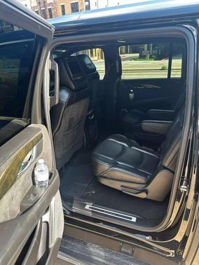 2017 Cadillac Escalade ESV Platinum