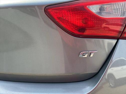 2016 Hyundai Elantra GT Base
