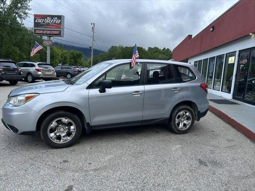 2016 Subaru Forester 2.5i