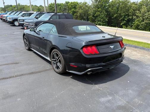 2022 Ford Mustang EcoBoost Premium