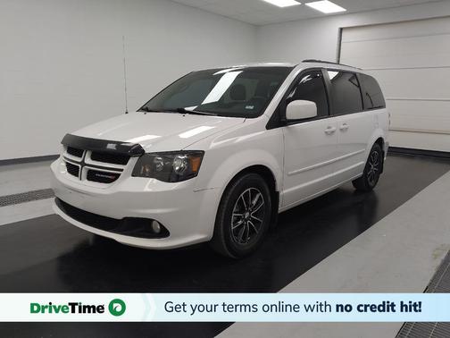 White Knuckle Clearcoat 2017 Dodge Grand Caravan GT