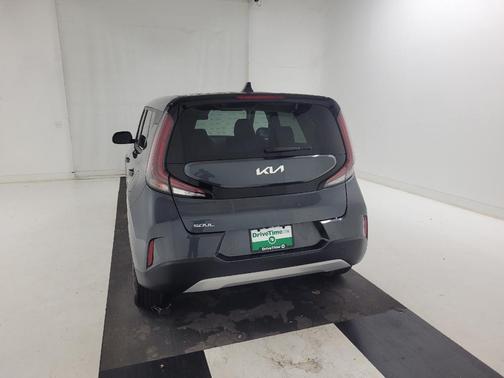 Gravity Gray 2025 Kia Soul LX