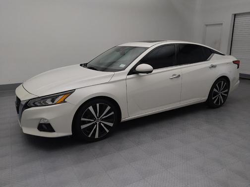 2019 Nissan Altima 2.5 Platinum