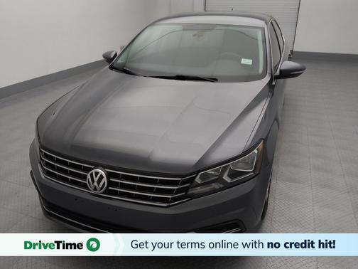 Platinum Gray Metallic 2016 Volkswagen Passat 1.8T S