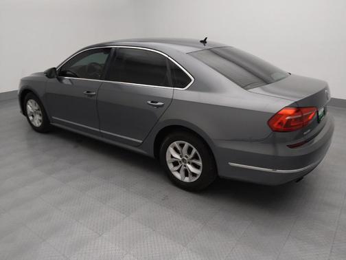 Platinum Gray Metallic 2016 Volkswagen Passat 1.8T S
