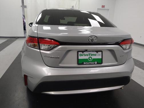 Classic Silver Metallic 2022 Toyota Corolla LE